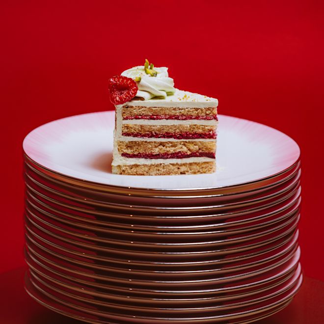 「ルドゥー・レストラン」のピスタチオ・ラズベリーケーキ