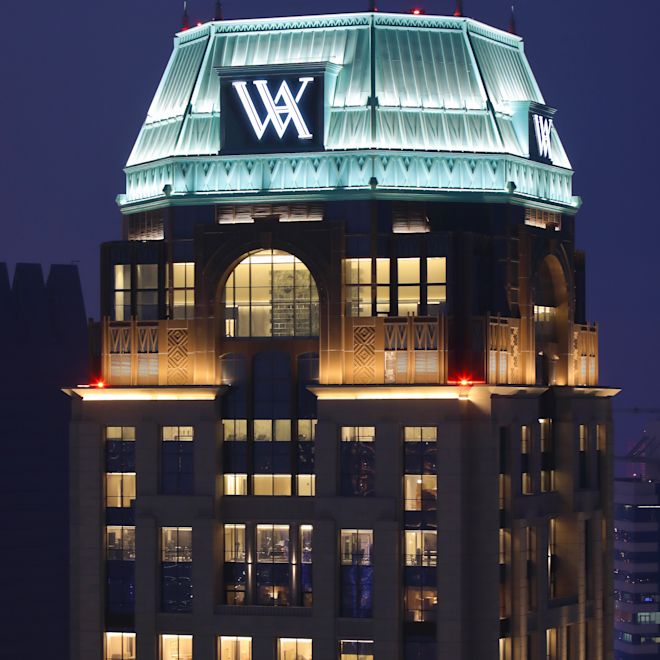 ホテル最上階の外観