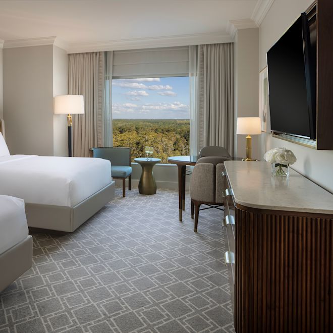 kamar untuk tamu, 2 tempat tidur queen dengan jendela dan pemandangan