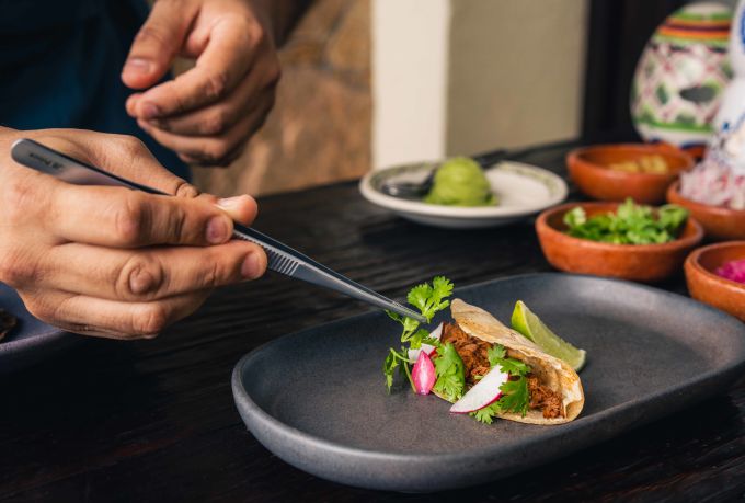 Chef preparando comidas