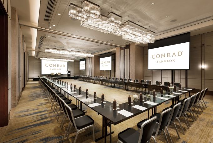 New York Room - U Shape Set Up