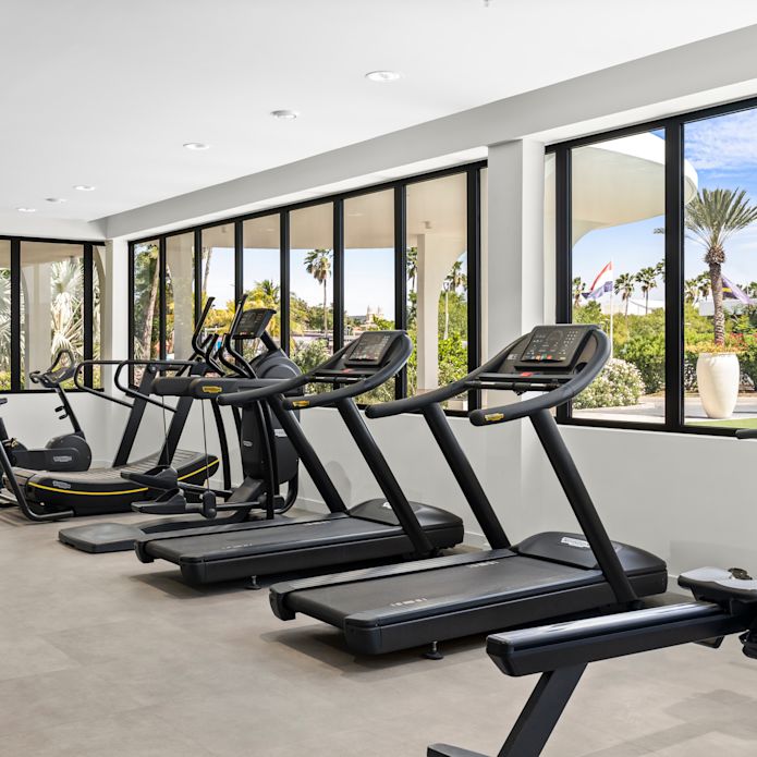 Fitness Merkezinde Koşu Bantları