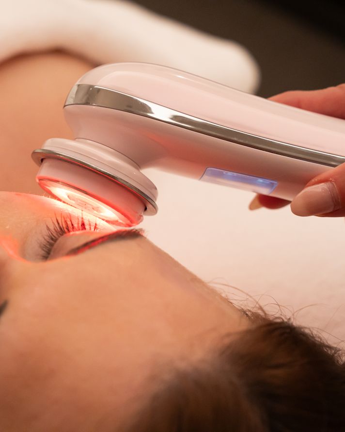 Tratamento facial do spa