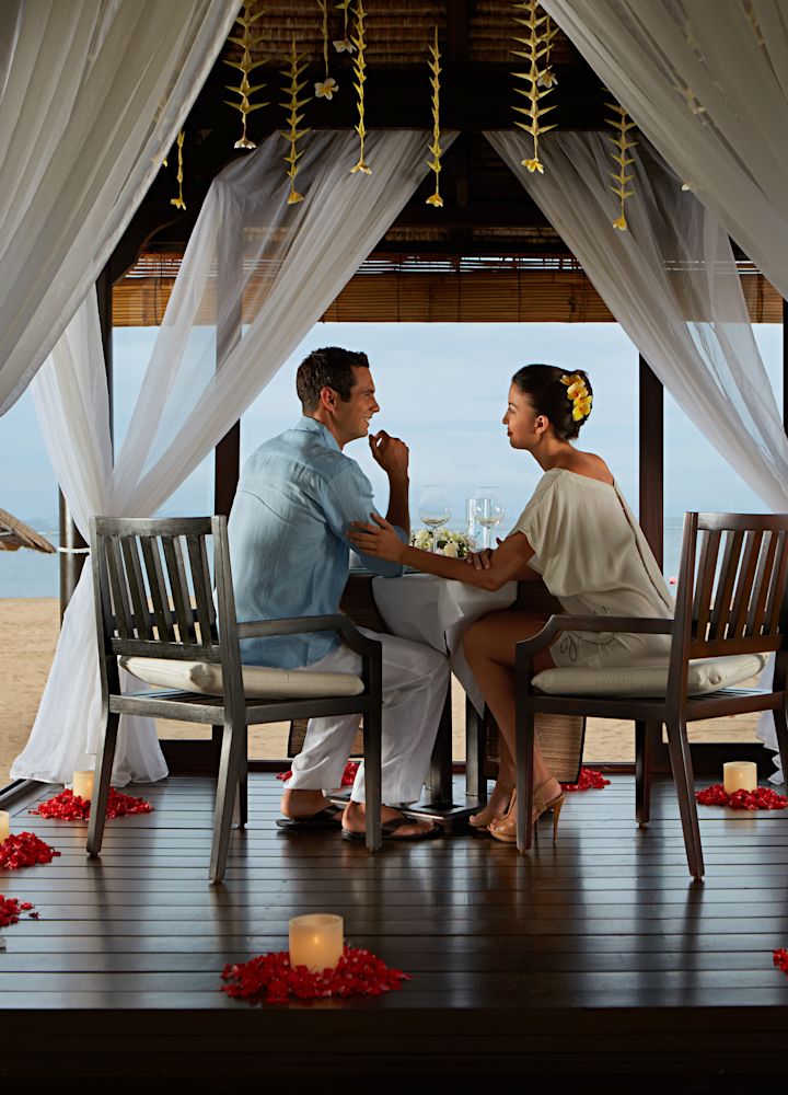 Romantic Dinner at Beach