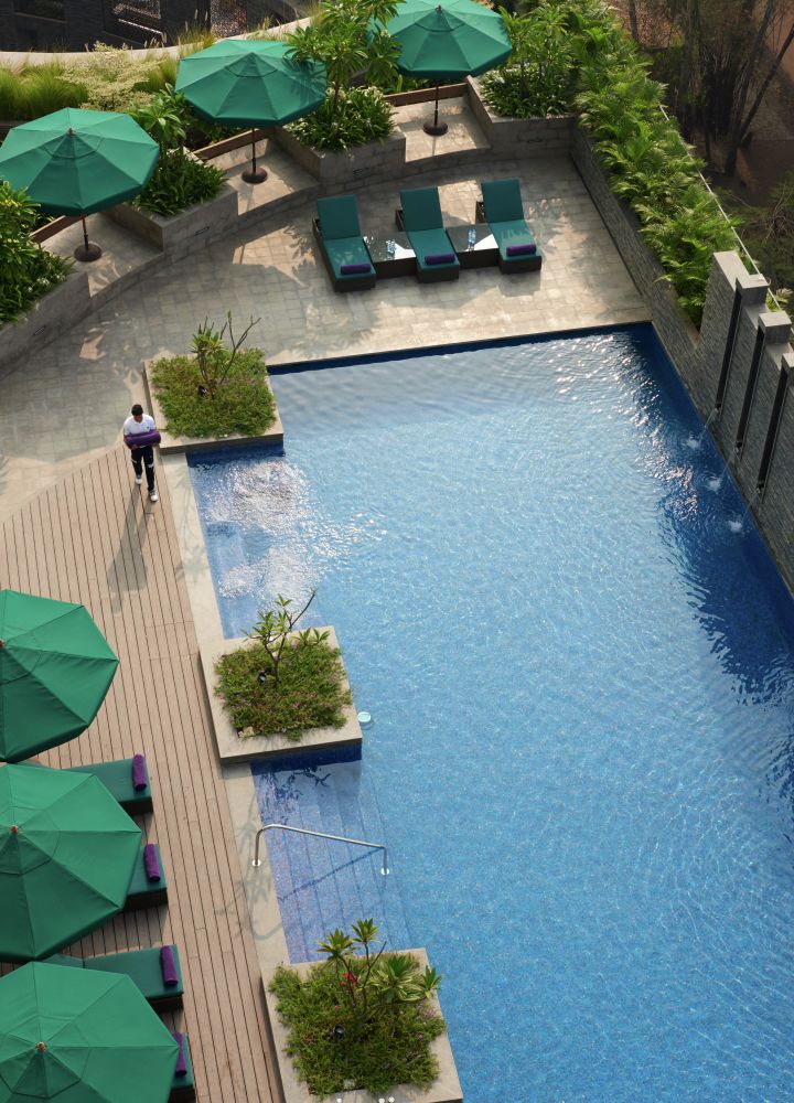 Vista aerea della piscina esterna