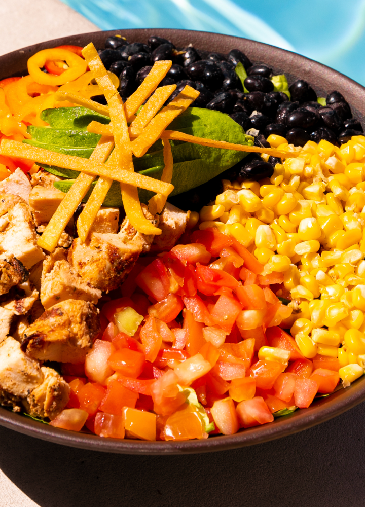 un bol de nourriture au restaurant Agave