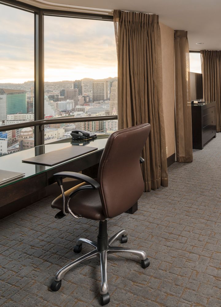 Apartament cu apusuri