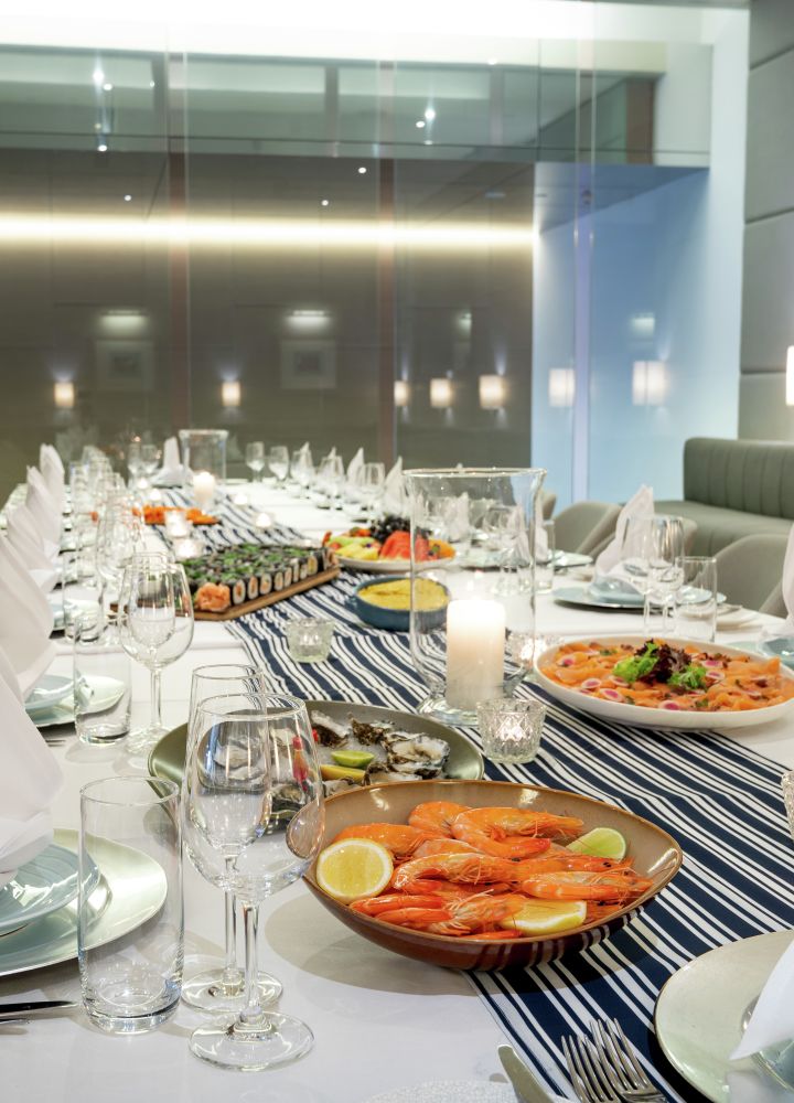 Catch Restaurant Dining Table