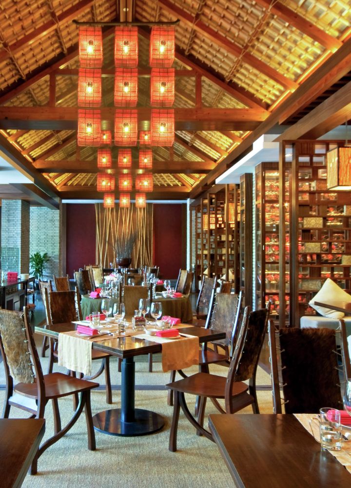 レストラン「チャイナ・ハーベスト」