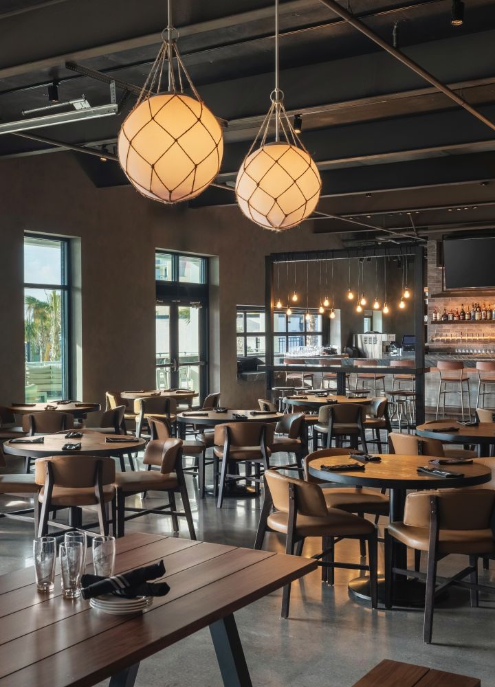 On-site brewery and restaurant featuring ample seating and comfortable atmosphere