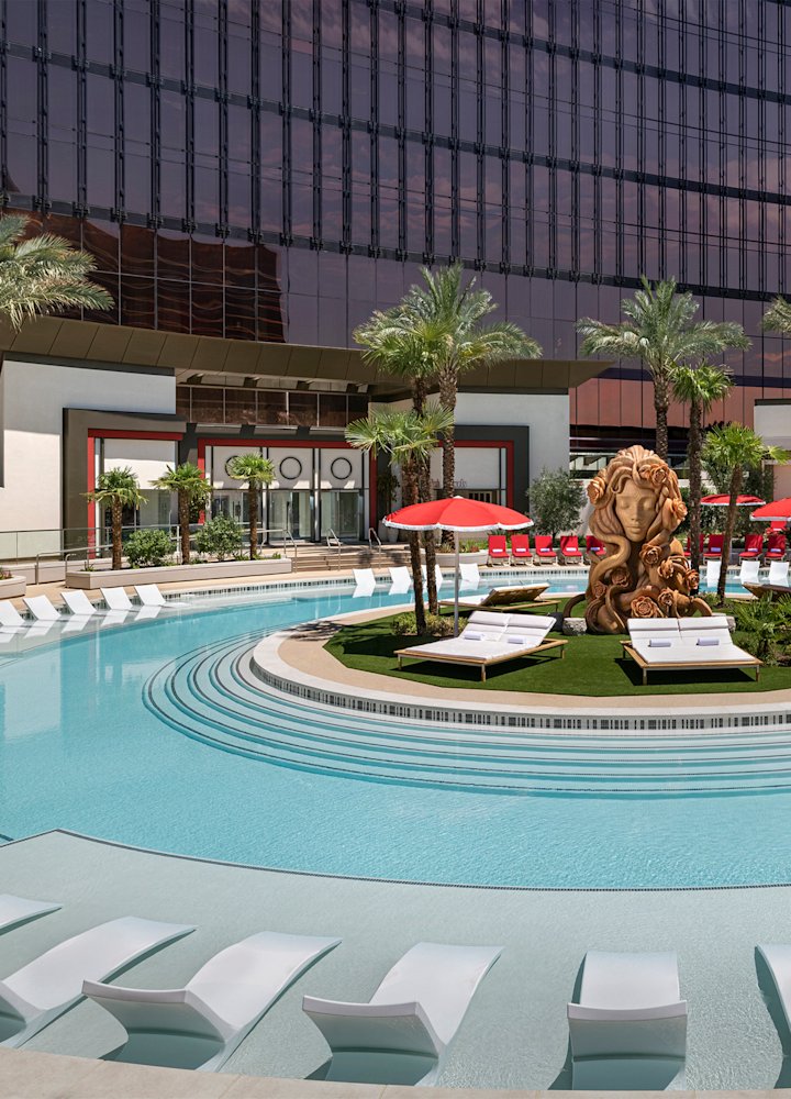 Vue de la piscine principale