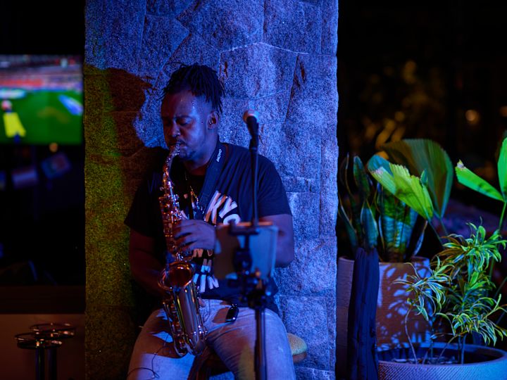 مشغل ساكسوفون