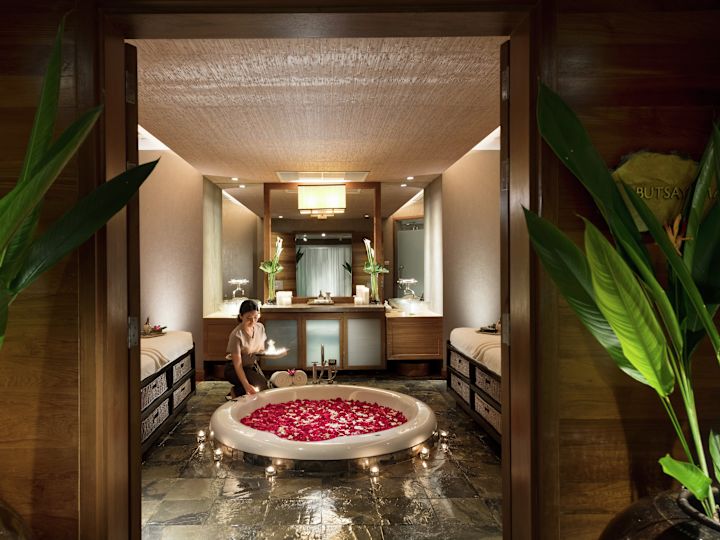 Seasons Spa with Staff Worker