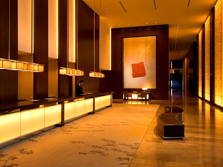 lobby, front desk, hotel staff