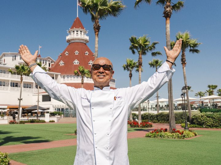 Restaurant Nobu del Coronado, chef Turret dans la cour de l'hôtel