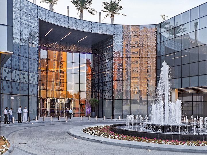 Hotelgasten winkelen bij Nakheel Mall