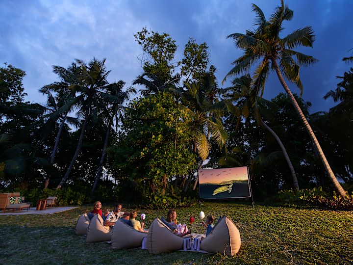 الأنشطة السياحية