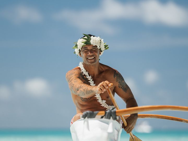 мъж в лодката