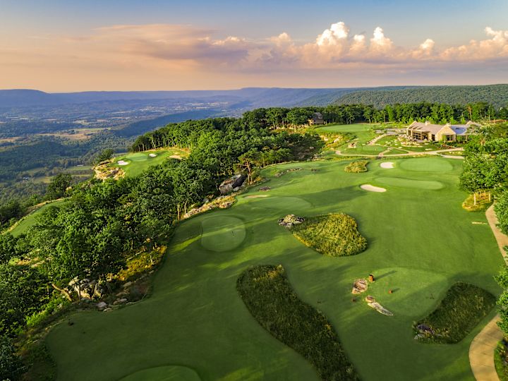 Short course in golf course