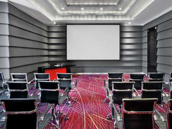 Studio Meeting Room