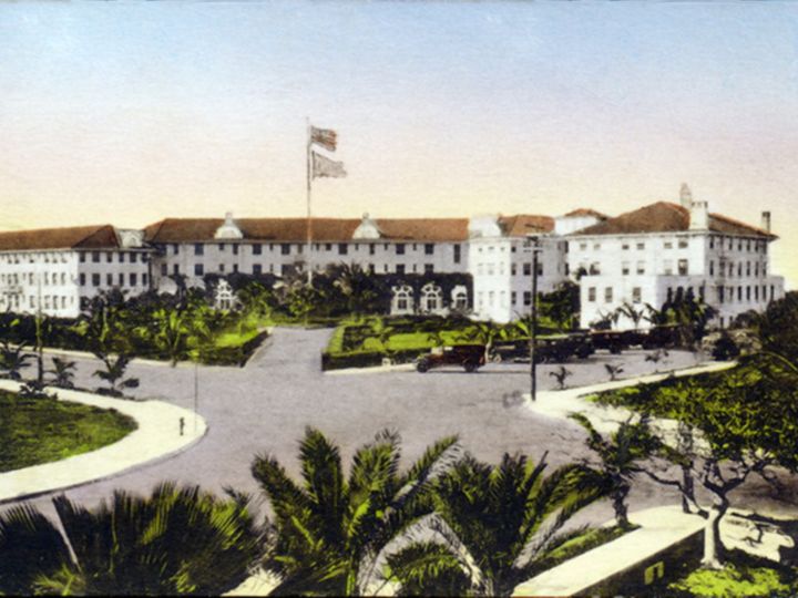 Hotel Exterior, Casa Marina Key West Postcard