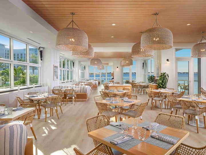 ミーティングルーム「エスチュアリズ・エッジ」