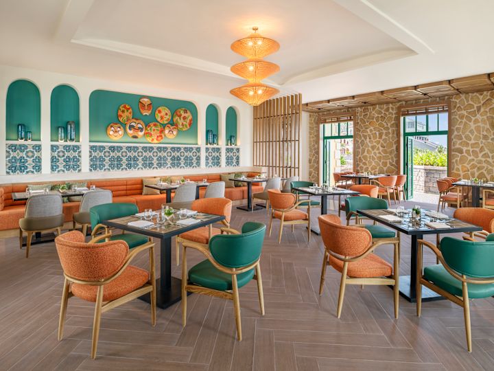 終日営業のレストラン