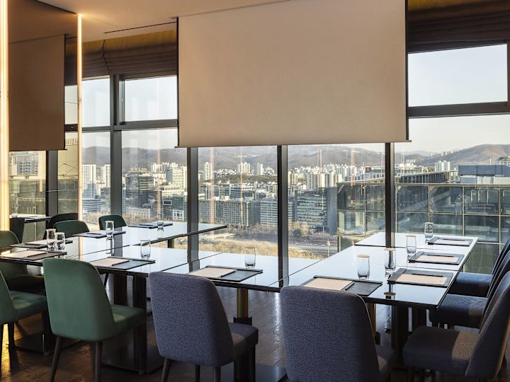 Room Setup for a Meeting  with a Projection Screen