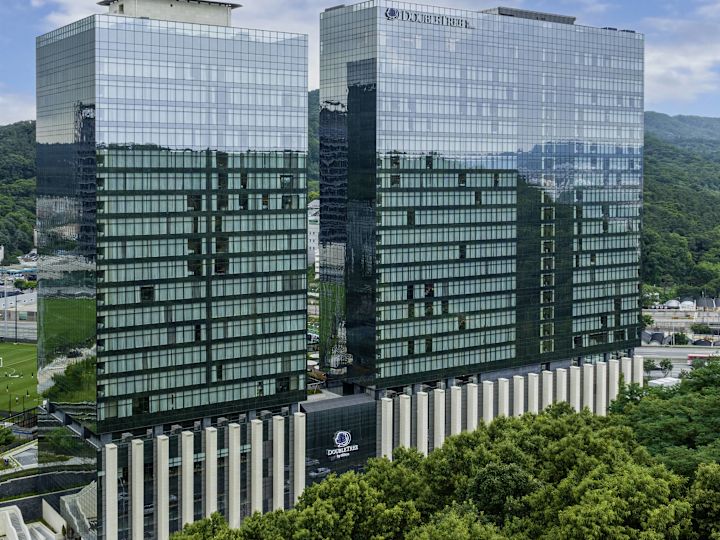 DoubleTree by Hilton Seoul Pangyo, Hotel Exterior