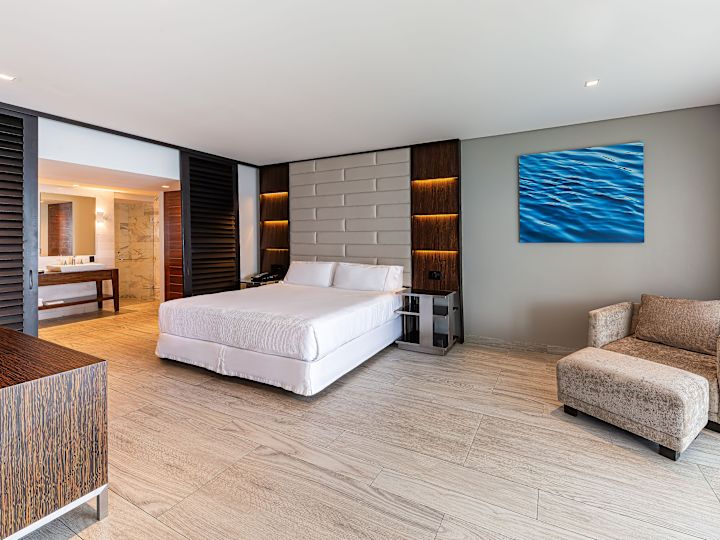 エンクレーブオーシャンフロントマスタースイート