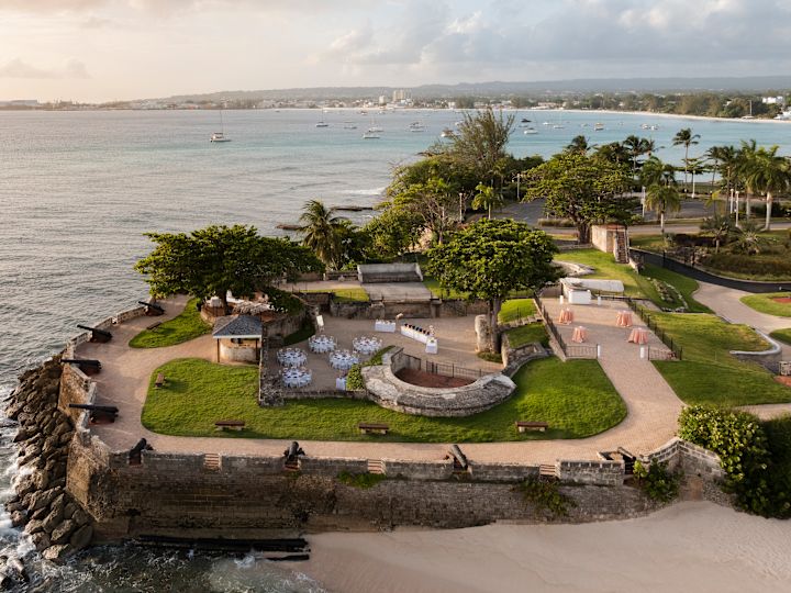 Hotel courtyard and garden surrounded by ocean view