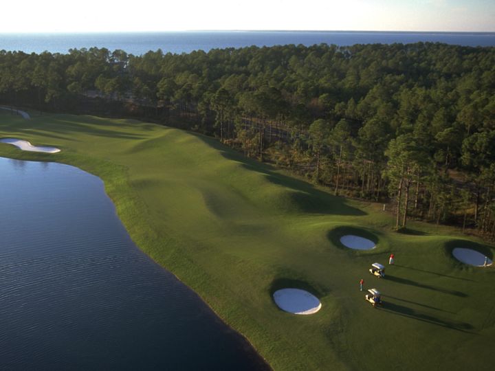 نادي بيرنت باين للجولف