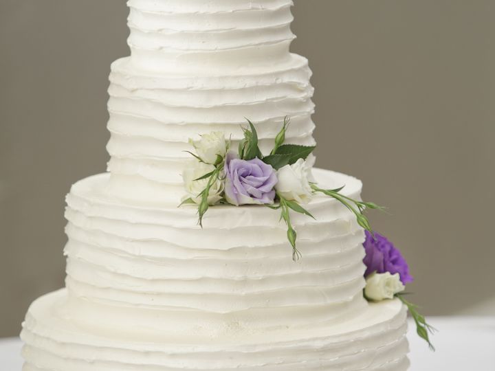 เค้กแต่งงานกับดอกไม้