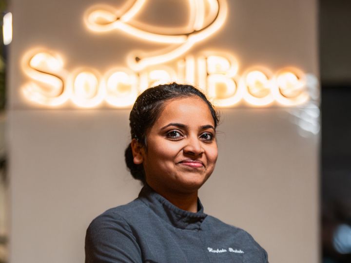 SocialBee employee