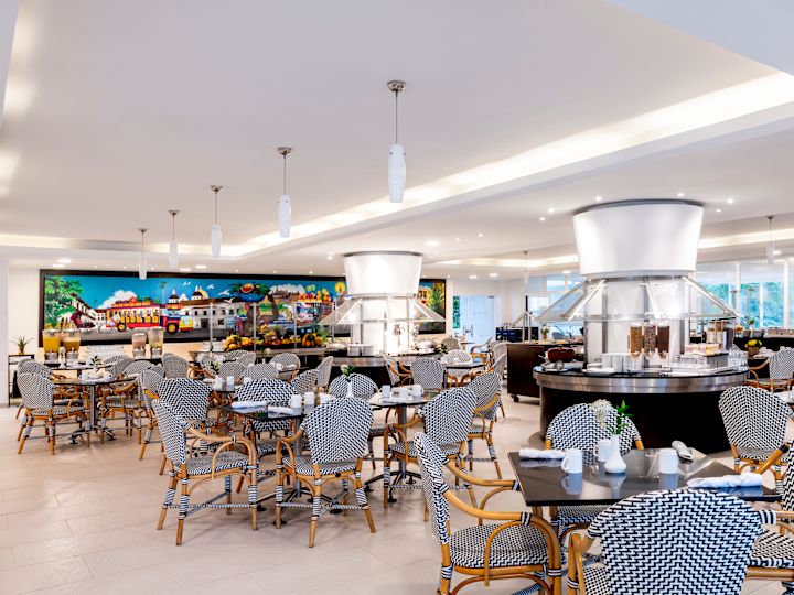 Las Chivas Restaurant seating area