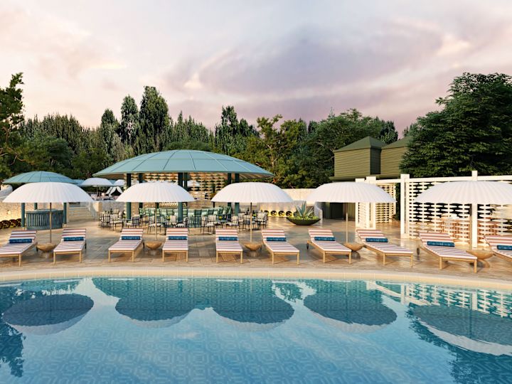 Piscină exterioară cu șezlonguri