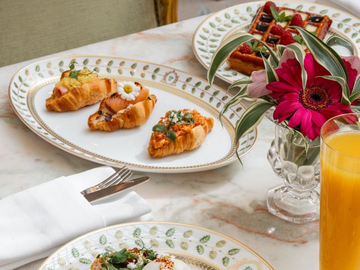Zdjęcie śniadaniowe na stronie gastronomicznej The Courtyard