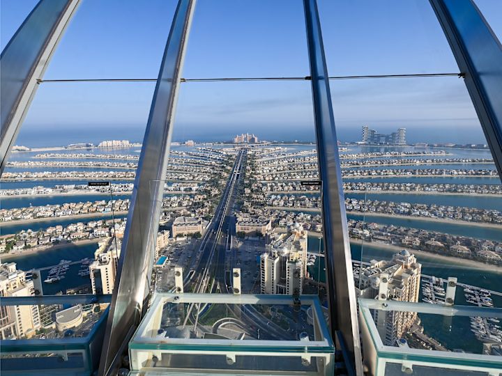 Uitzicht op de stad vanuit het hotel