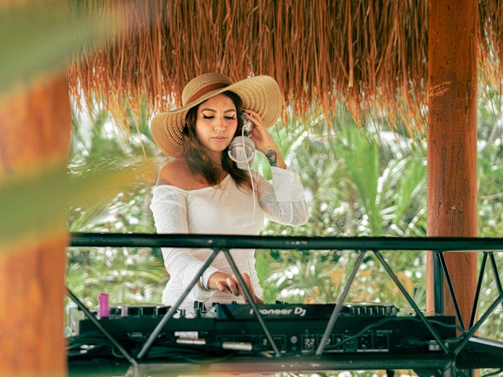 AMAI Beach Club with food image