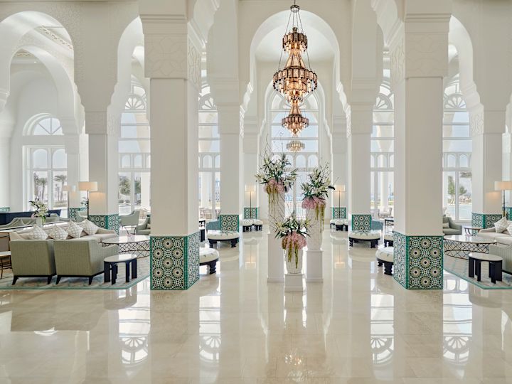 tree lighting ceremony lobby