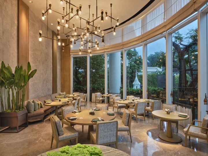 Front Room Restuarant