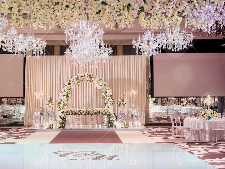 gelinli düğün balo salonu