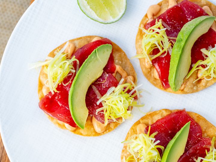 Tostadas con aguacate en el restaurante Gemma