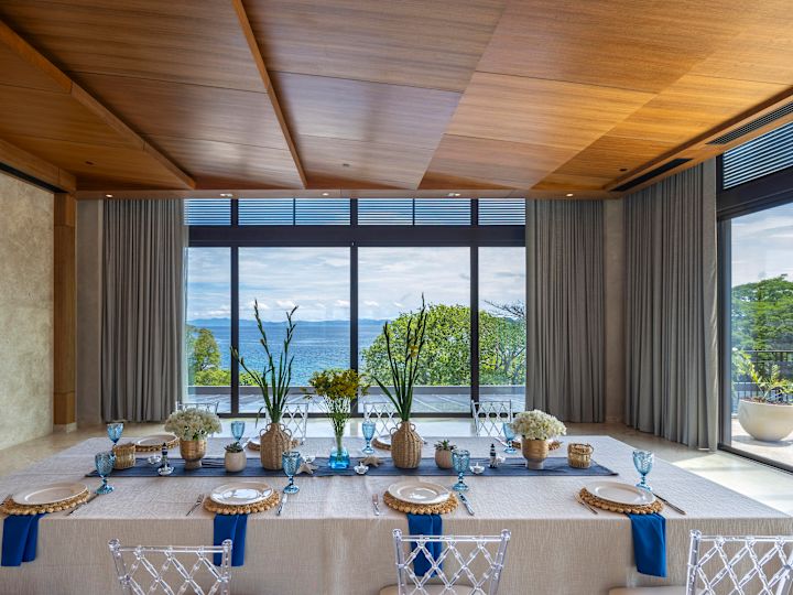 Espace événementiel Hermosa, configuration table carrée