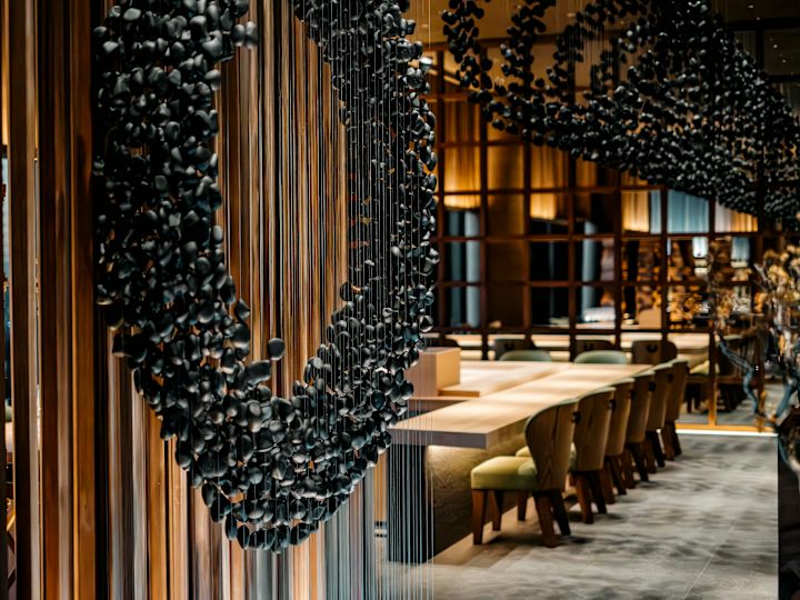 Área para refeições do restaurante Tsukimi