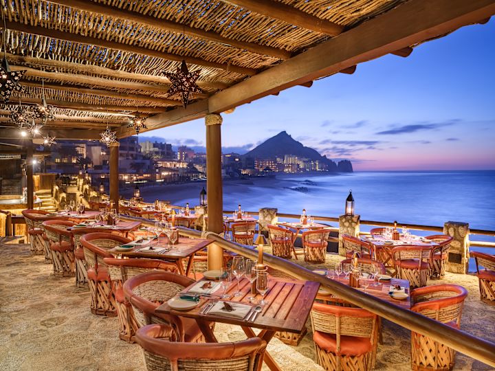 Área de comedor al aire libre