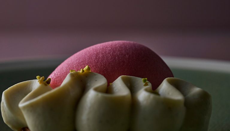 jälkiruokabaari, mansikkakermajälkiruokalautanen