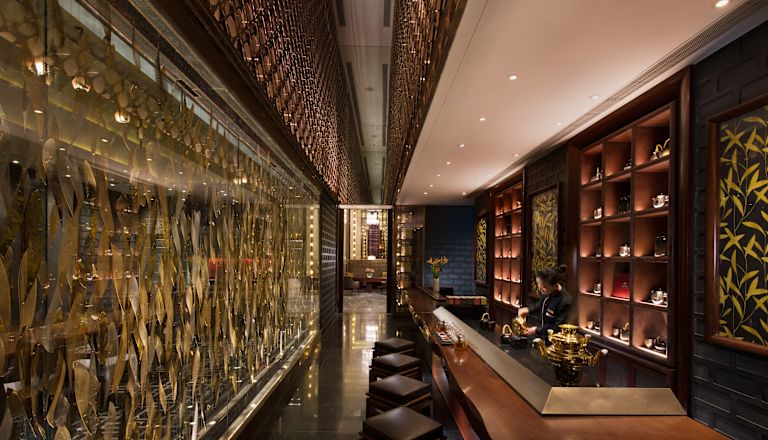 Eingang der Lobby und des Empfangs im "Koji BAr"
