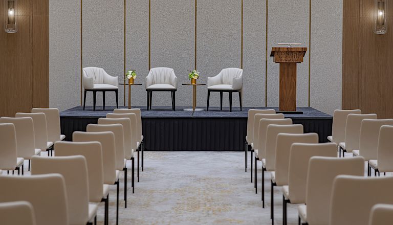 Saphir Ballroom Setup Theater Style med Podium-område