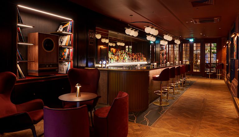 Ikhtisar The Caley Bar